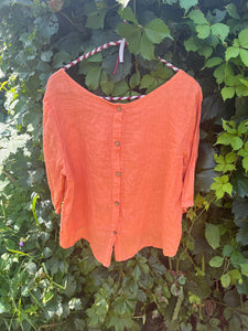 Flower-hammered Linen Top